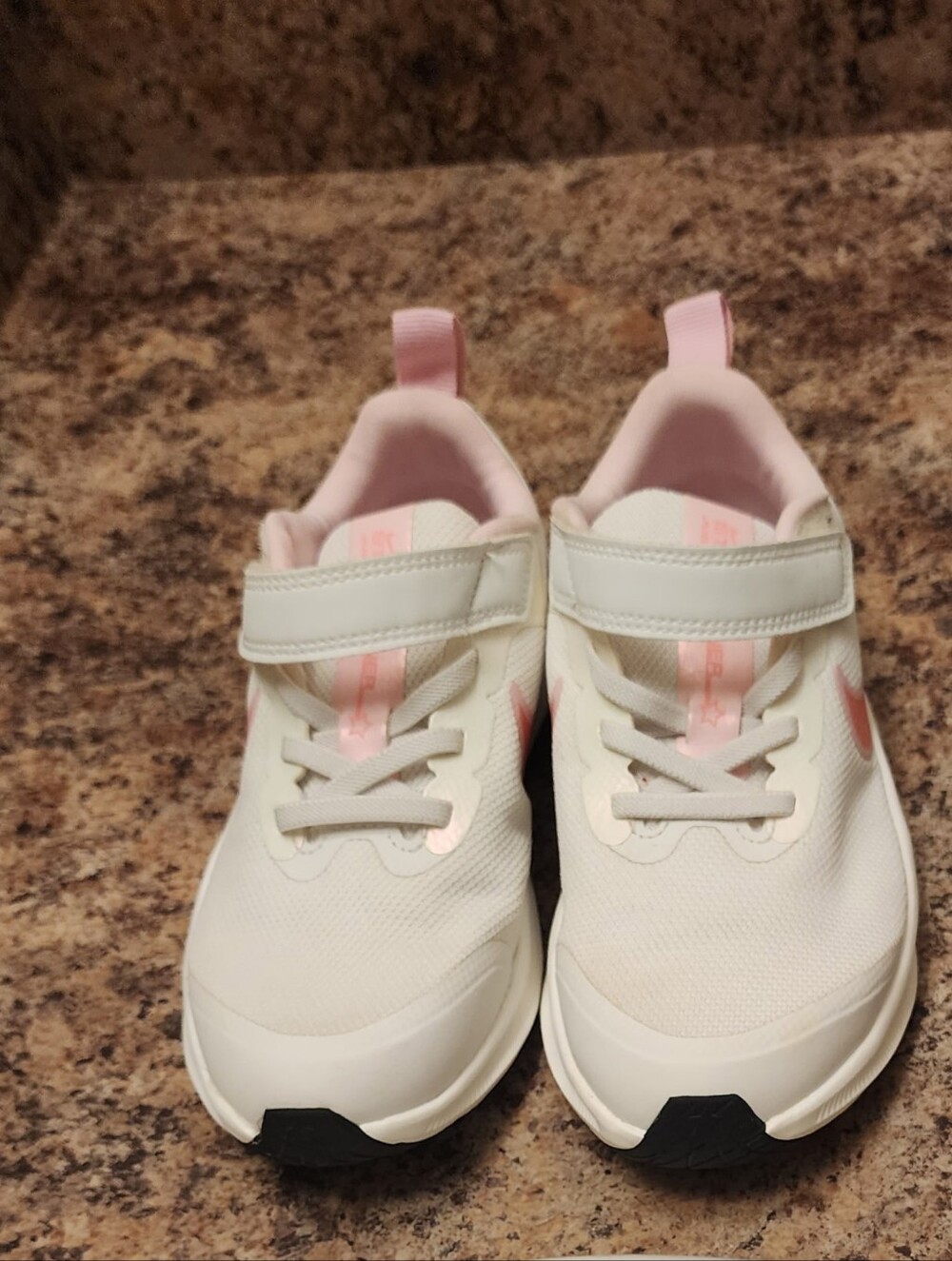 Nike Star Runner 4 NN Preschool Girls Shoes White Pink Coral Hook Loop [Inserta